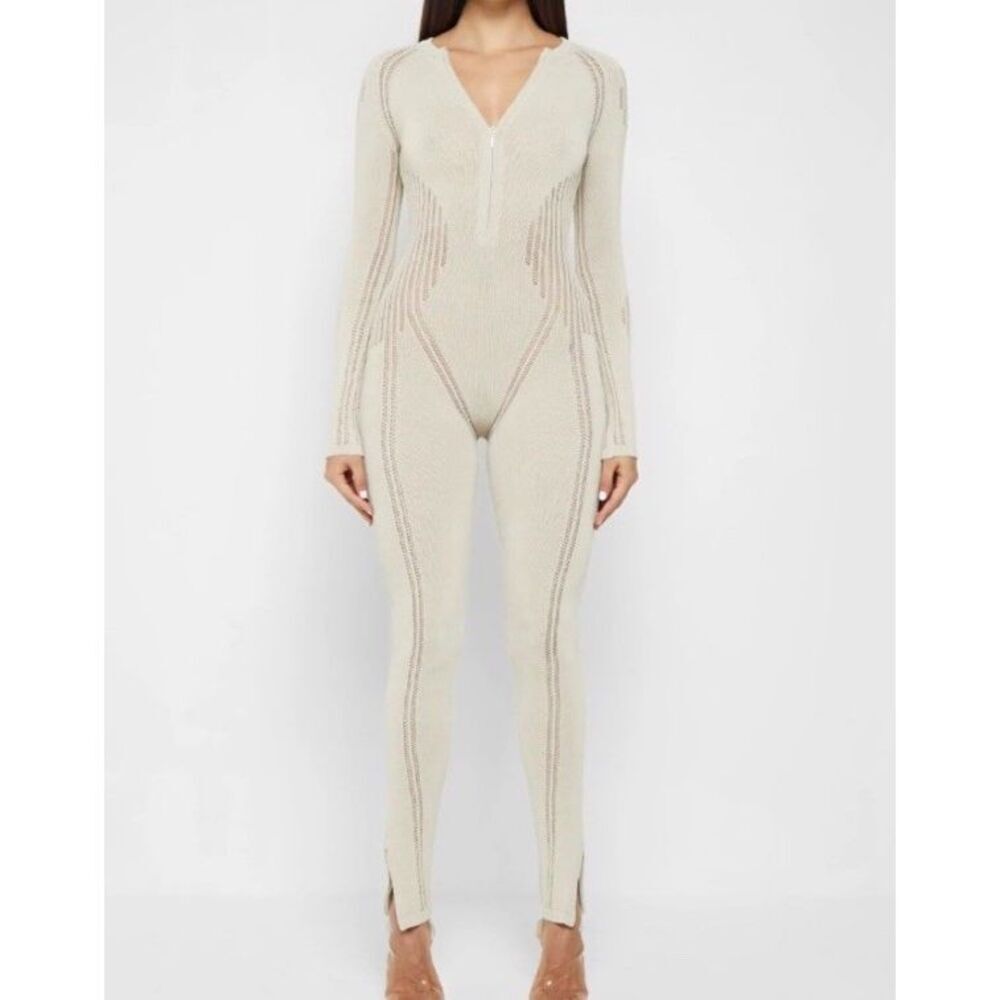 Maniere De Voir Knit Cutout Jumpsuit Beige Sand Zip Front Size Medium NEW